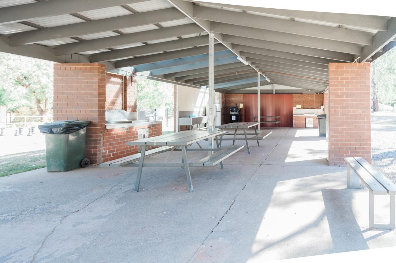 Eildon Pondage Holiday Park エクステリア 写真
